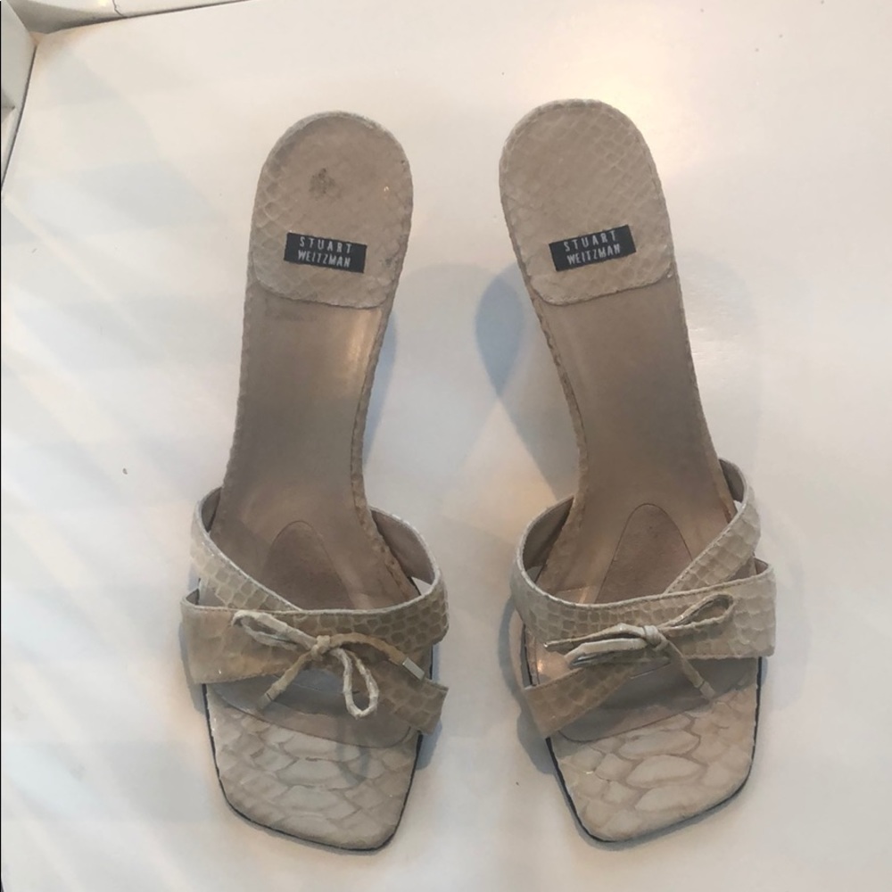 Stuart Weitzman kitten heels